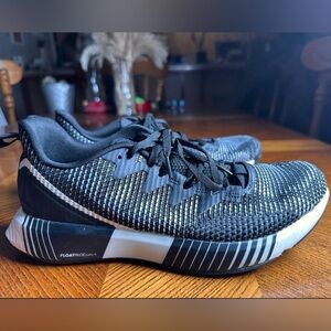 Rebook Athletic women/Men
Sneakers Fusion Fusion Flexweave
Work Comp Toe S 8.5